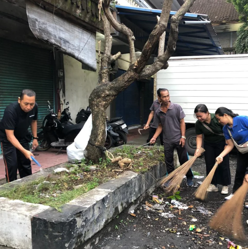 Giat Kerja Bakti di Terminal Tegal