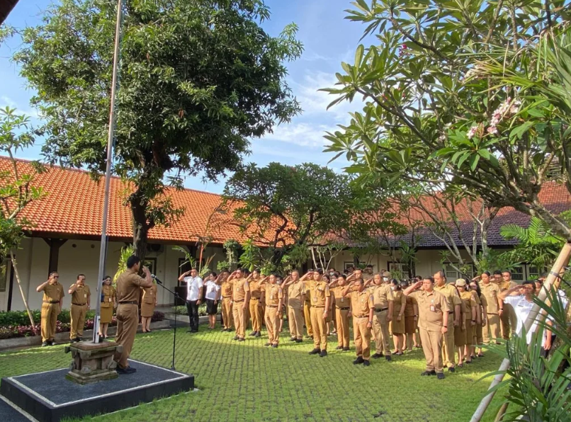 Apel Disiplin pada Inspektorat Daerah Kota Denpasar, Senin 24 November 2025.